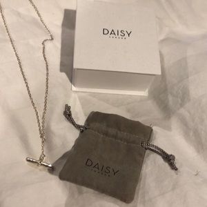 Estee Lalonde Daisy Jewellery Tbar silver necklace